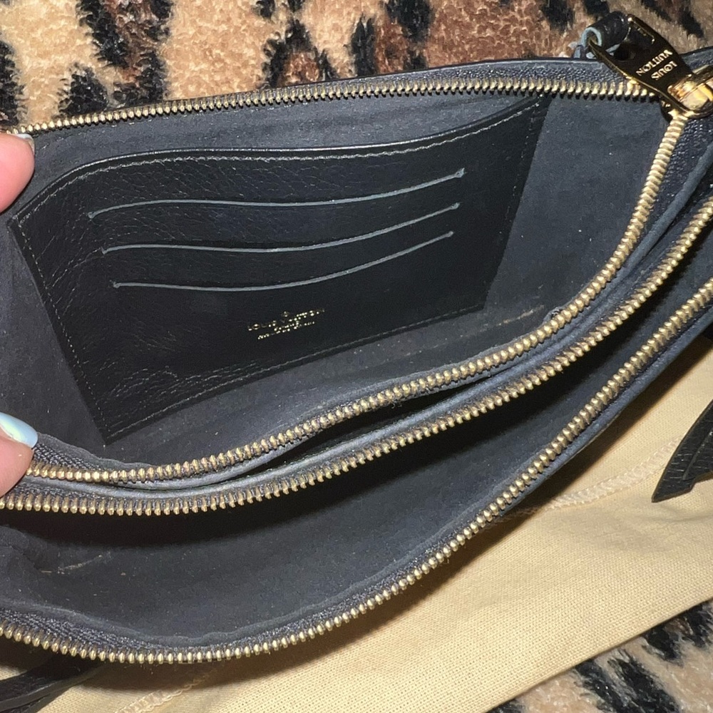 👑✅PRICE FIRM✅AUTHENTIC Louis Vuitton Bicolor Double Zip - Picture 12 of 17